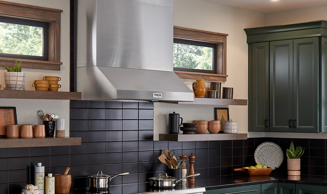 How to Choose A Range Hood